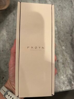 Froya/The Complete System for Mature Women’s Skin